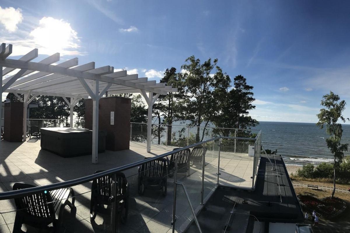 Apartament Bursztyn Klifowa Rewal Exteriör bild